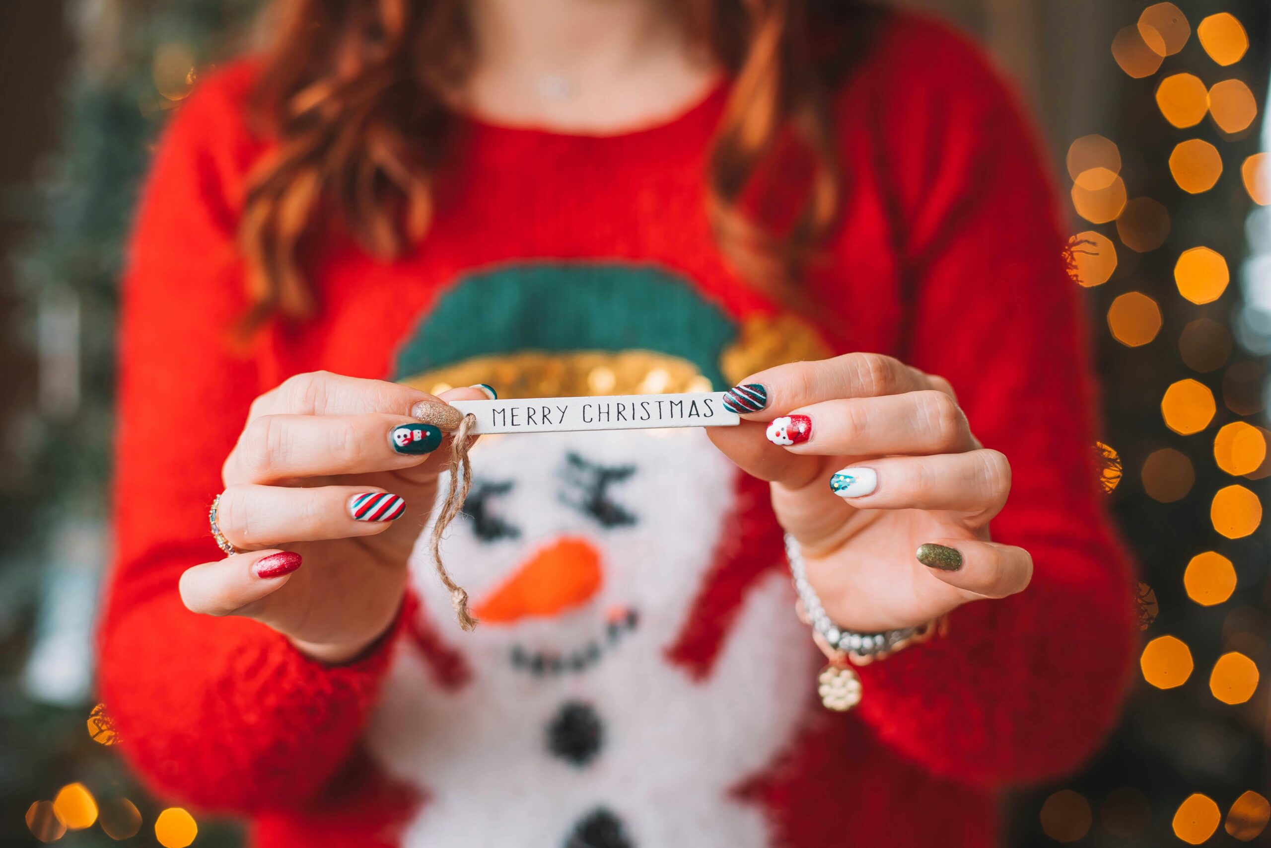 30 Stunning Christmas Nails Ideas for a Festive Holiday Look