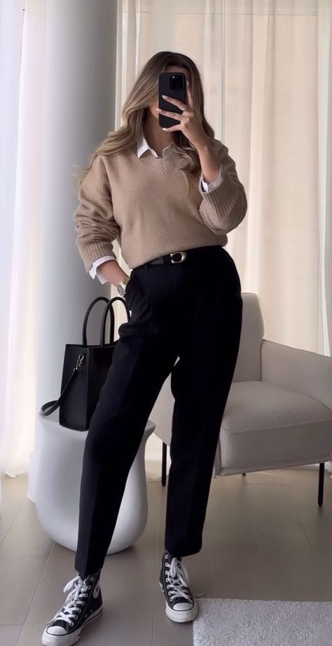 Business Casual Outfits for Women: Stylish &amp; Professional Look Ideas