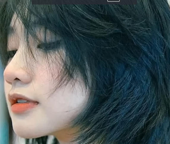 Ultimate Guide to Wolf Cuts: How to Get the Perfect Tousled Shag & Mullet Combo