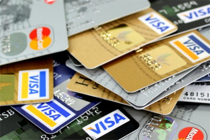 Credit Cards vs. Buy Now Pay Later: Which One Saves You More